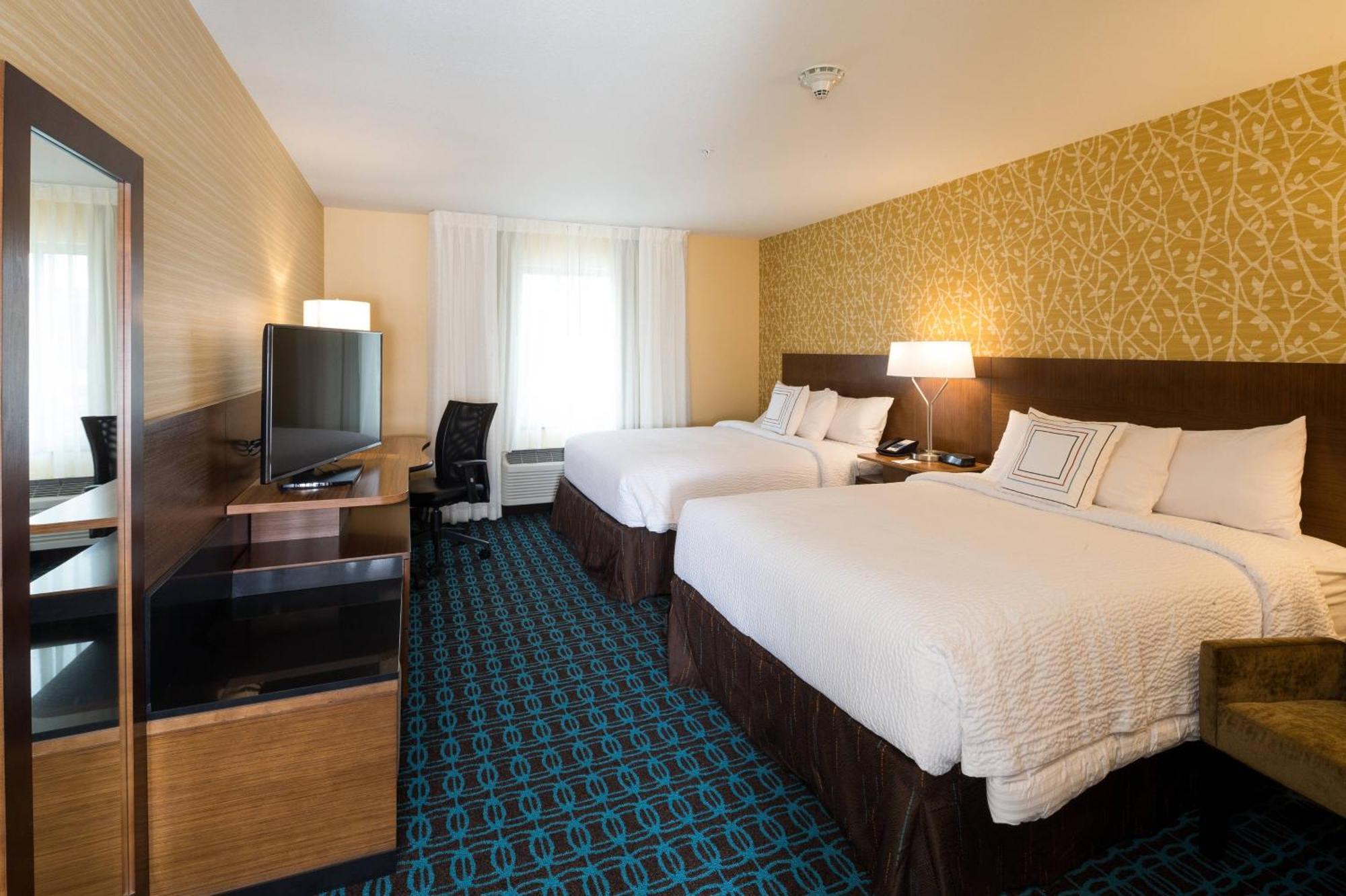 Fairfield Inn & Suites By Marriott Detroit Chesterfield Экстерьер фото