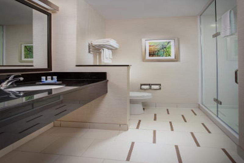 Fairfield Inn & Suites By Marriott Detroit Chesterfield Экстерьер фото